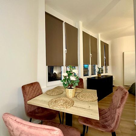 Luxury Suites Mons By Rikas Hotels Ngoại thất bức ảnh