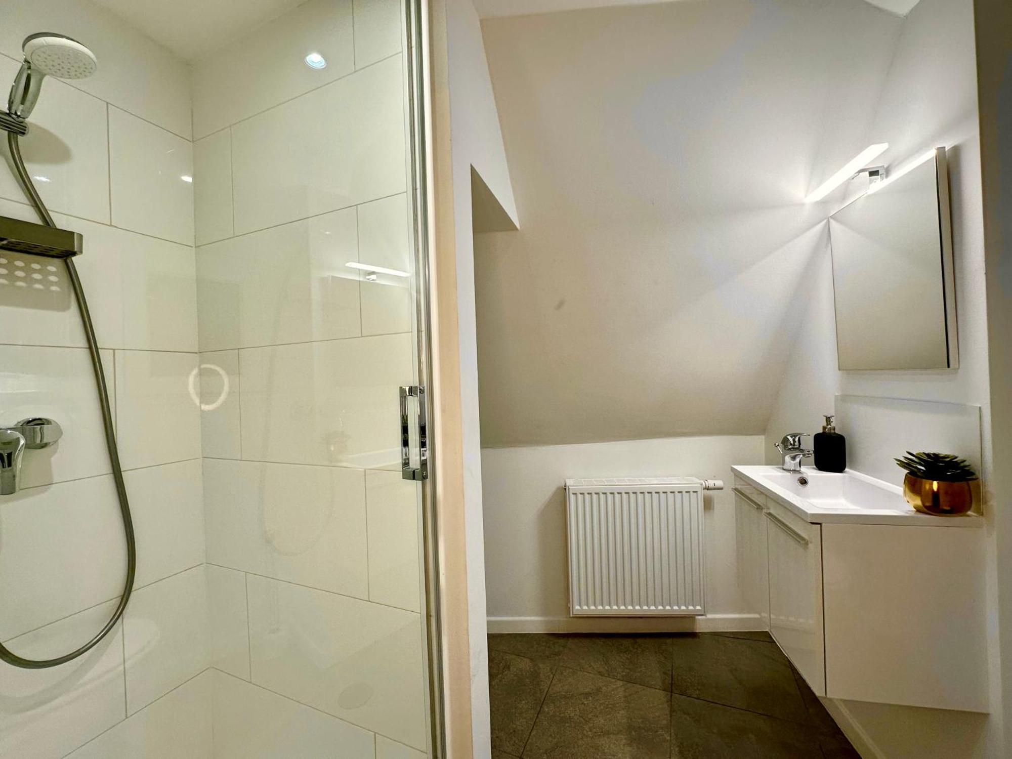 Luxury Suites Mons By Rikas Hotels Ngoại thất bức ảnh